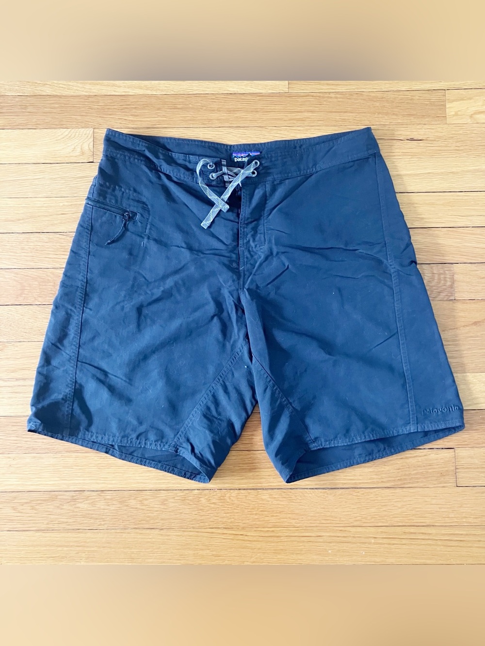 Patagonia Black Summer Gorpcore Surf Board Shorts Bathing Suit Swim Trunks 34